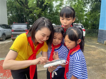 �����ˣ��Գ�����δ�� �������ɳ� 